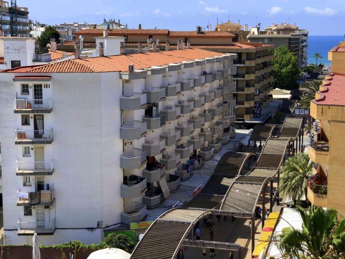 Apartamentos Bahia Dorada Y Iris Salou Zewnętrze zdjęcie