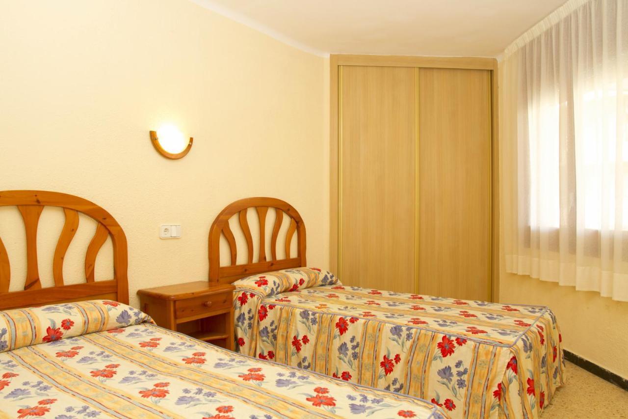 Apartamentos Bahia Dorada Y Iris Salou Zewnętrze zdjęcie