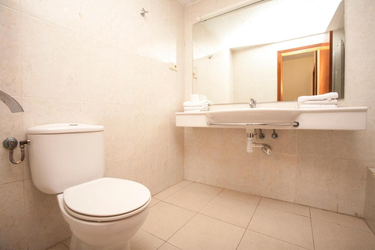 Apartamentos Bahia Dorada Y Iris Salou Zewnętrze zdjęcie