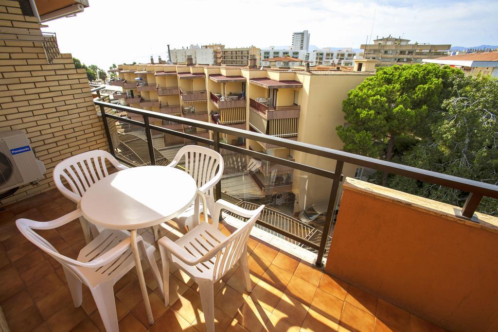 Apartamentos Bahia Dorada Y Iris Salou Zewnętrze zdjęcie